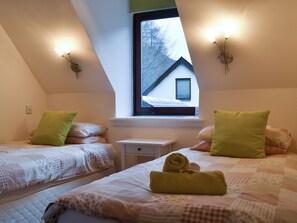 2 habitaciones, wifi gratis y ropa de cama 