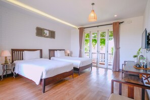 Ropa de cama de alta calidad, minibar y escritorio 