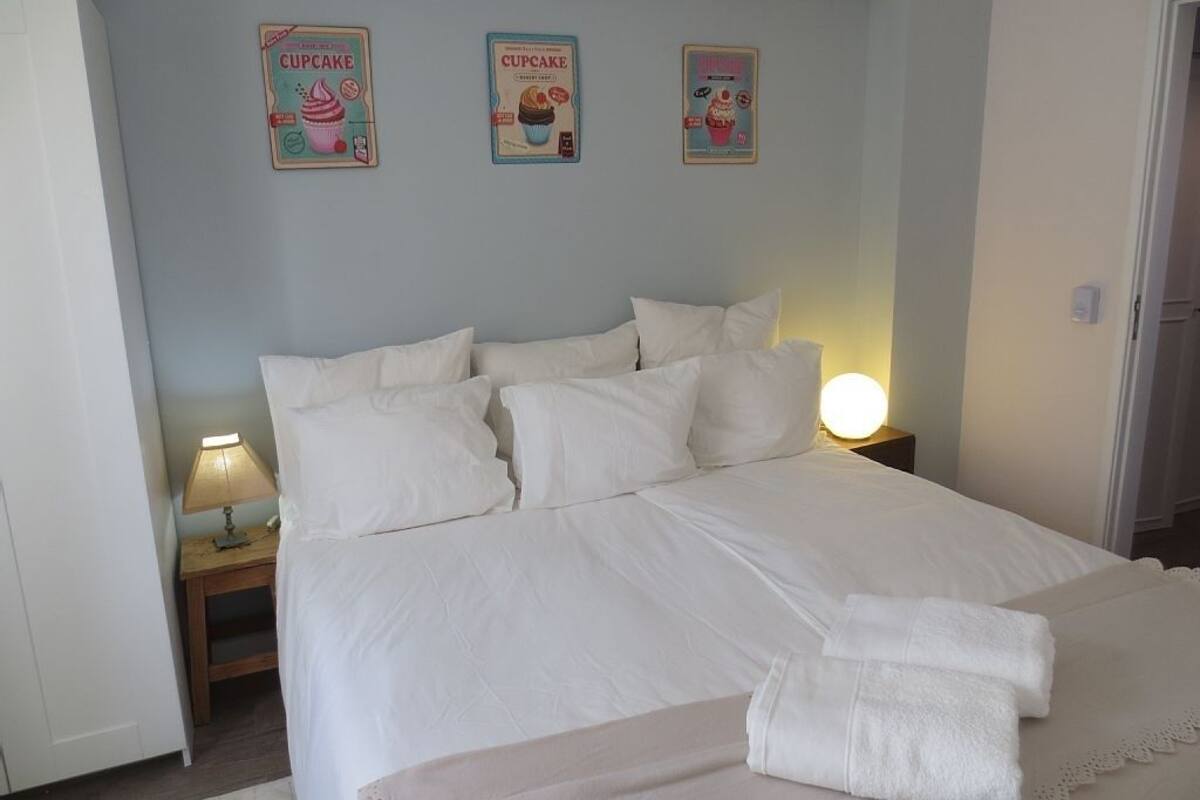 Apartment, 1 Schlafzimmer, Terrasse, Meerblick (Barreirinha I) | 1 Schlafzimmer, individuell dekoriert, individuell eingerichtet