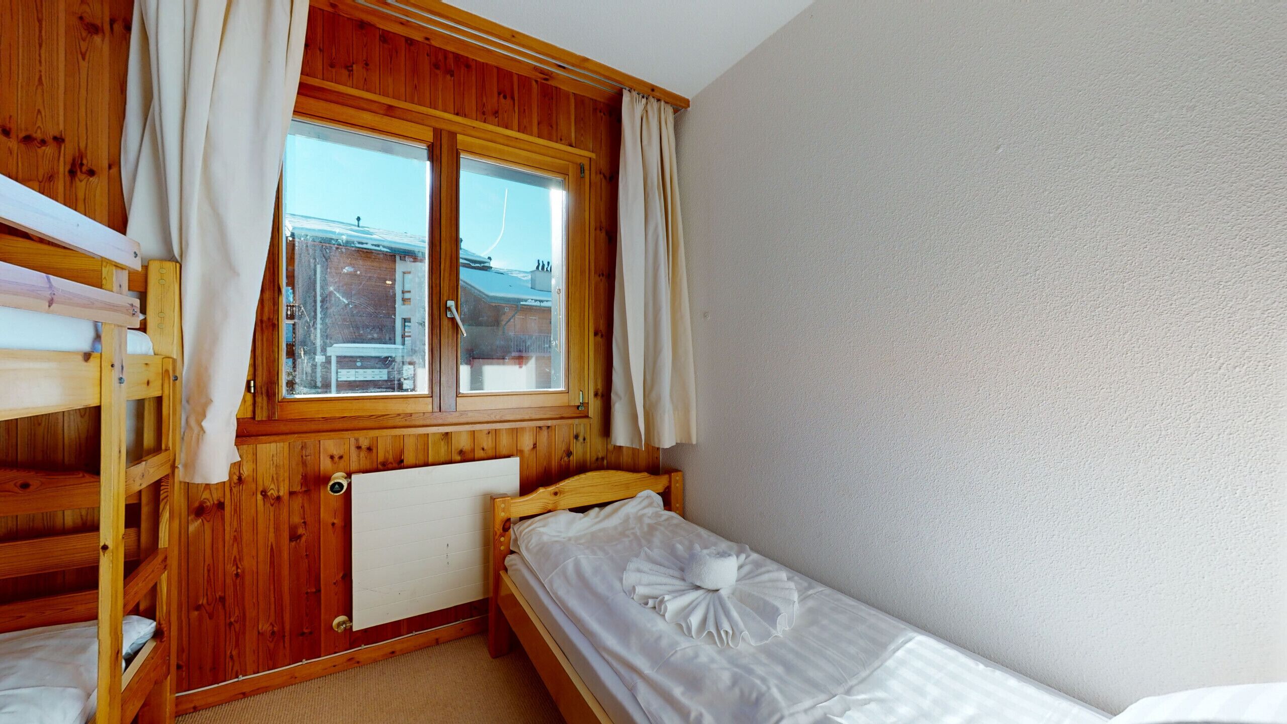 2 bedrooms, WiFi (free)