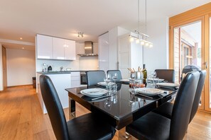 Dining - Ski Heaven SH 003 - LUXE apartment 5 pers (Veysonnaz)