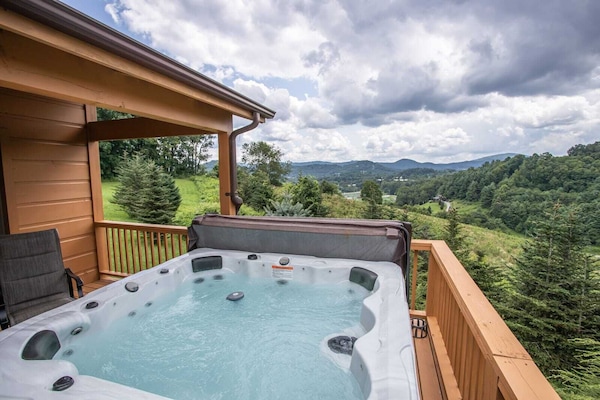 Bain à remous extérieur