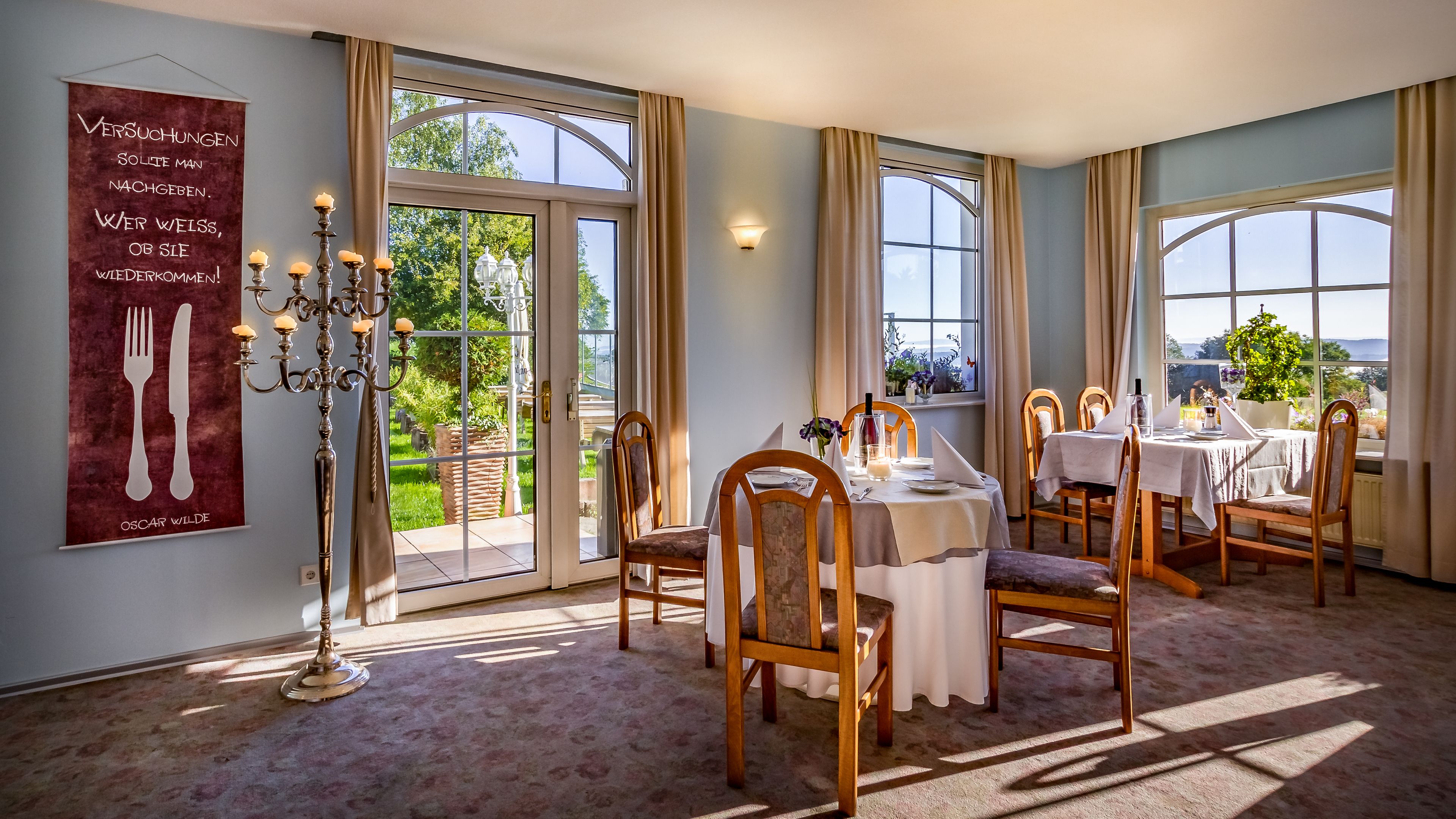 每日供應歐陸早餐 (每人 EUR9.5)