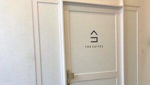 Reception - Spacious 170sqm Central Station (Hamburg)