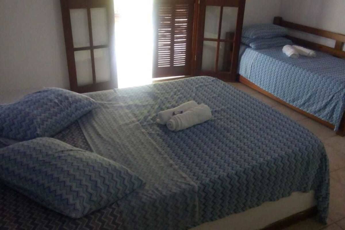 Chambre Triple, plusieurs chambres