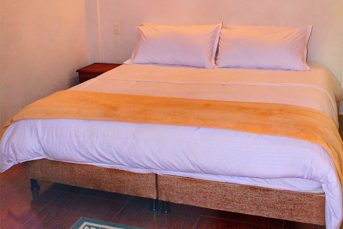 Double Room, 1 Double Bed, Garden View | Blackout drapes, iron/ironing board, free WiFi, bed sheets