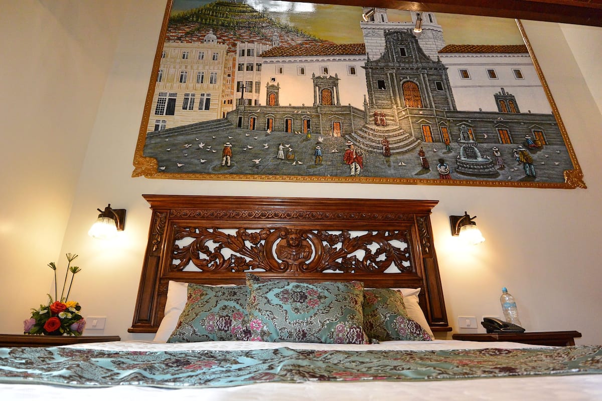 family room, multiple beds, non smoking | 1 bedroom, minibar, in-room safe, individually decorated