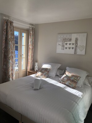 Rideaux occultants, Wi-Fi gratuit, draps fournis