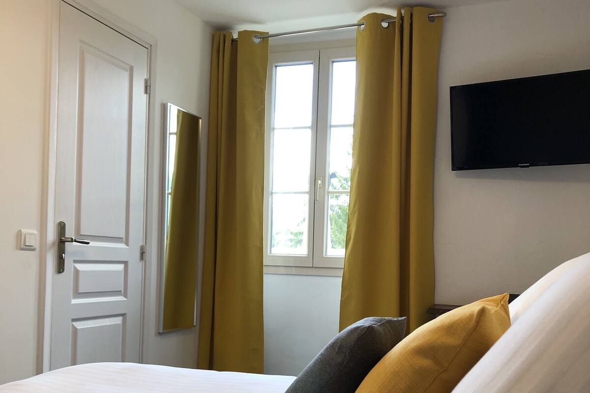 Standard Room (3) | Living room | LED TV