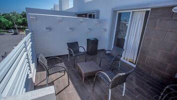 Comfort House, Multiple Beds, Non Smoking | Terrace/patio