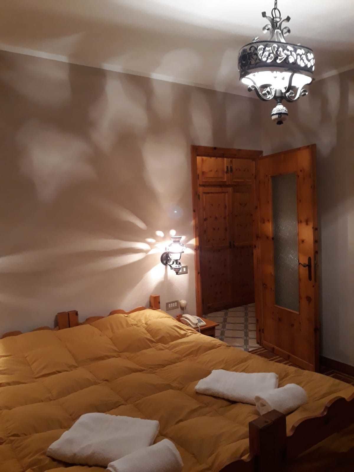 Desk, WiFi (free), bed sheets