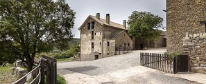 Front of property - La Borda de Pastores (Sabinanigo)