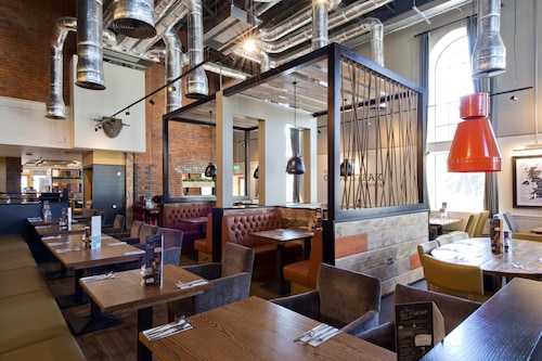 Premier Inn Gloucester - Quayside