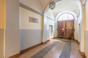 Interior entrance - San Mamolo Retreats (Bologna)