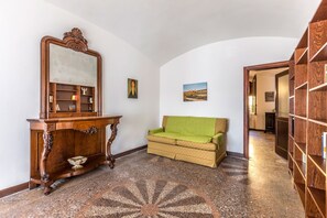 Living area - San Mamolo Retreats (Bologna)