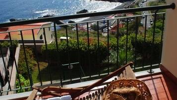 Apartment, 2 Bedrooms, Balcony, Ocean View | Balcony