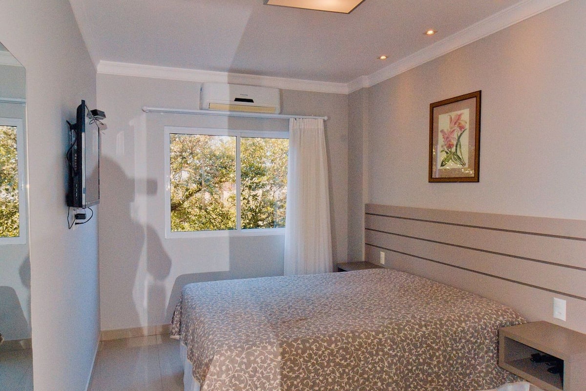 2 bedrooms, blackout curtains, iron/ironing board, free WiFi
