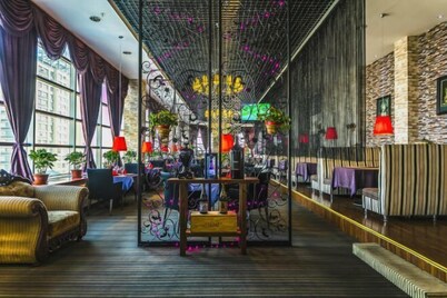 Grand View International Hotel