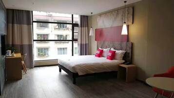 Superior Double Room | Soundproofing, free WiFi