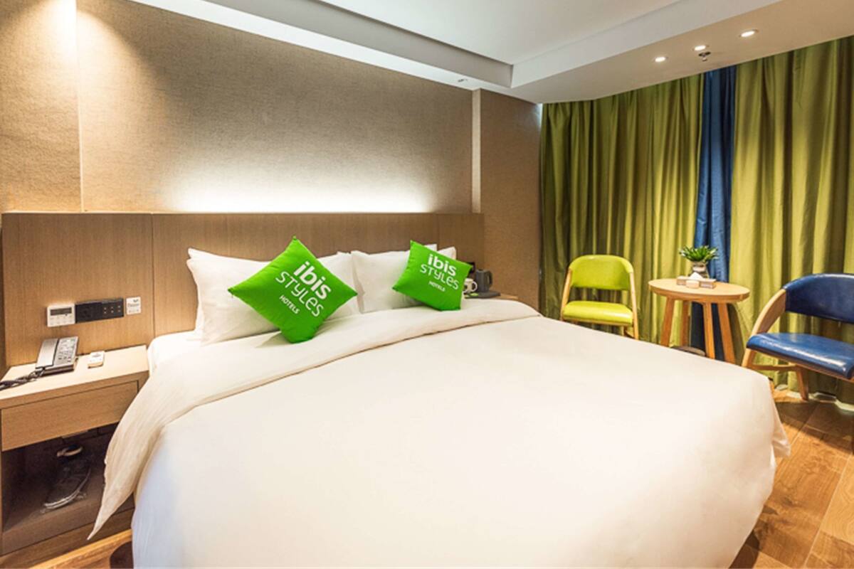 Superior Double Room | Blackout drapes, iron/ironing board, free WiFi, bed sheets