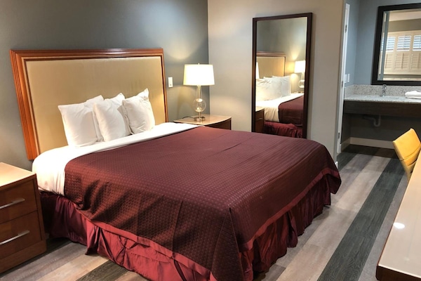 Premium bedding, free WiFi, bed sheets, wheelchair access