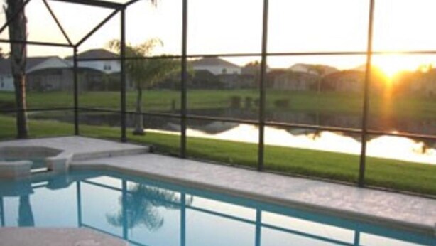 Villa | Outdoor pool - Luxury 4 Bed Villa with own pool and lake view Villa 4 BestStayz.1 (Kissimmee)