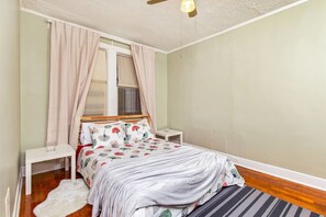 1 bedroom, iron/ironing board, free WiFi, bed sheets - Heart of Midtown Hideaway | Prime Location! Apartment 1 BestStayz.1 (Atlanta)