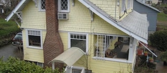 Big Yellow House Apartment Apartment 1 BestStayz.1
