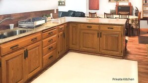 House | Private kitchen | Fridge, microwave, oven, stovetop - Spacious Private Guest Apt with private Entrance Holiday home 1 BestStayz.1 (North Saint Paul)