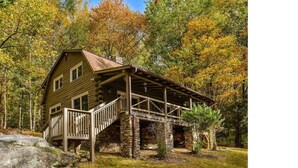 House | Front of property - Eagles Rest Lodge Holiday home 3 BestStayz.1 (Hendersonville)