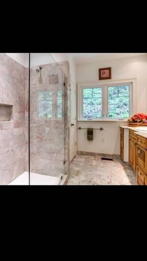 Ferienhaus | Badezimmer | Handtücher