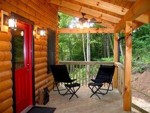 Balcony - Black "Beary" Cabin Holiday home 3 BestStayz.1 (Hendersonville)