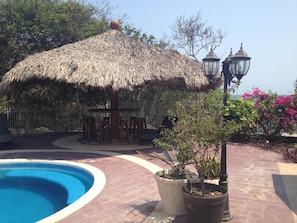 Huis | Buitenzwembad | Een buitenzwembad