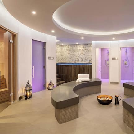 Couples treatment rooms, sauna, hot tub, steam room, body treatments