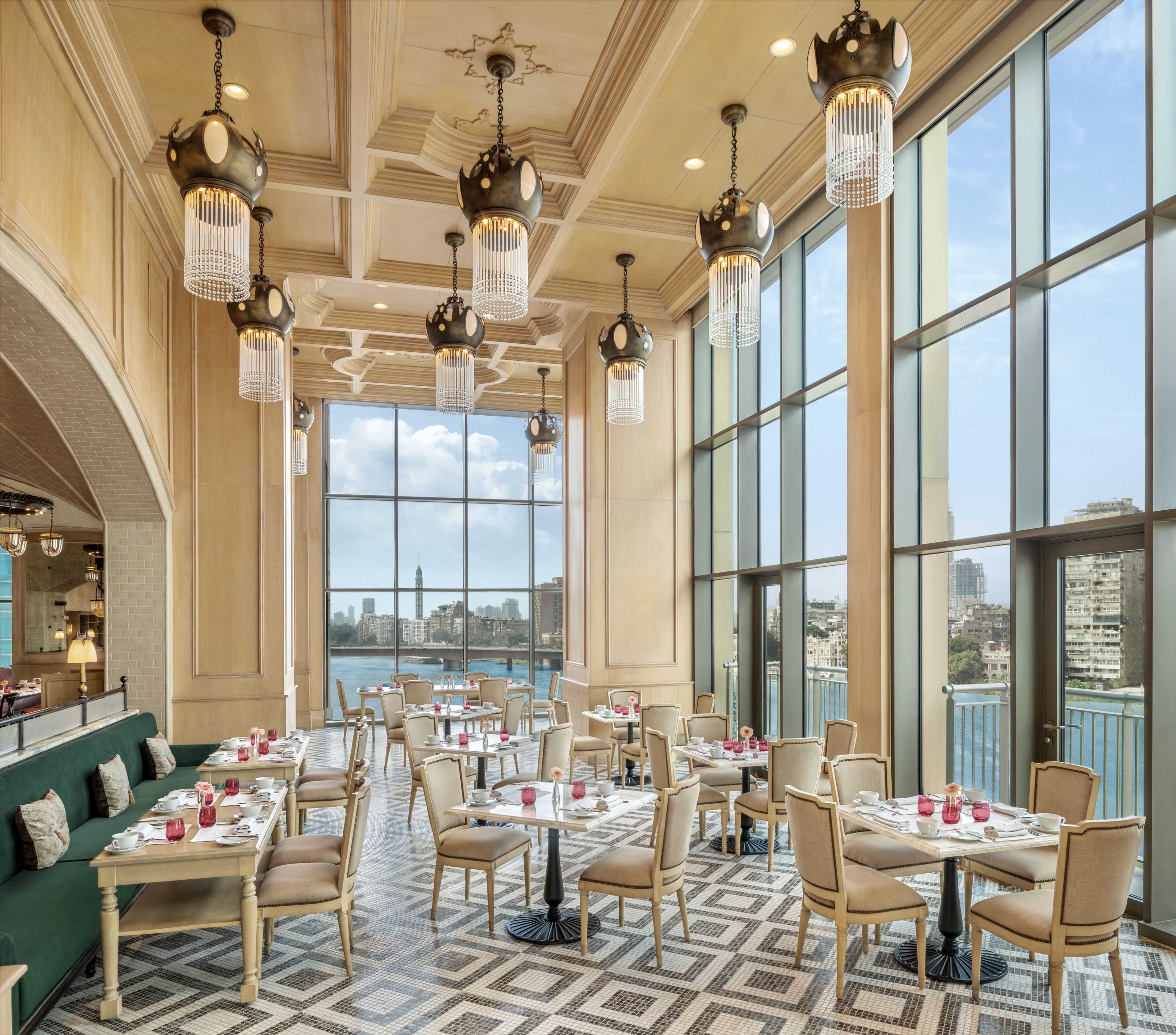 daily cooked-to-order breakfast (usd 23 per person)