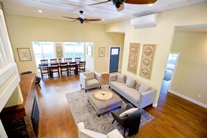 Glenbrook Lodge - Private Creekside Estate | Living area - Mandala Springs Wellness Retreat Center (Cobb)