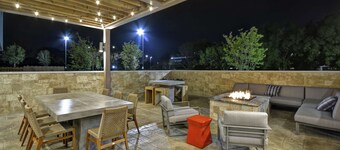 โฮม2 สวีทส์ บายฮิลตัน ฮิวสตัน เวสต์เชส