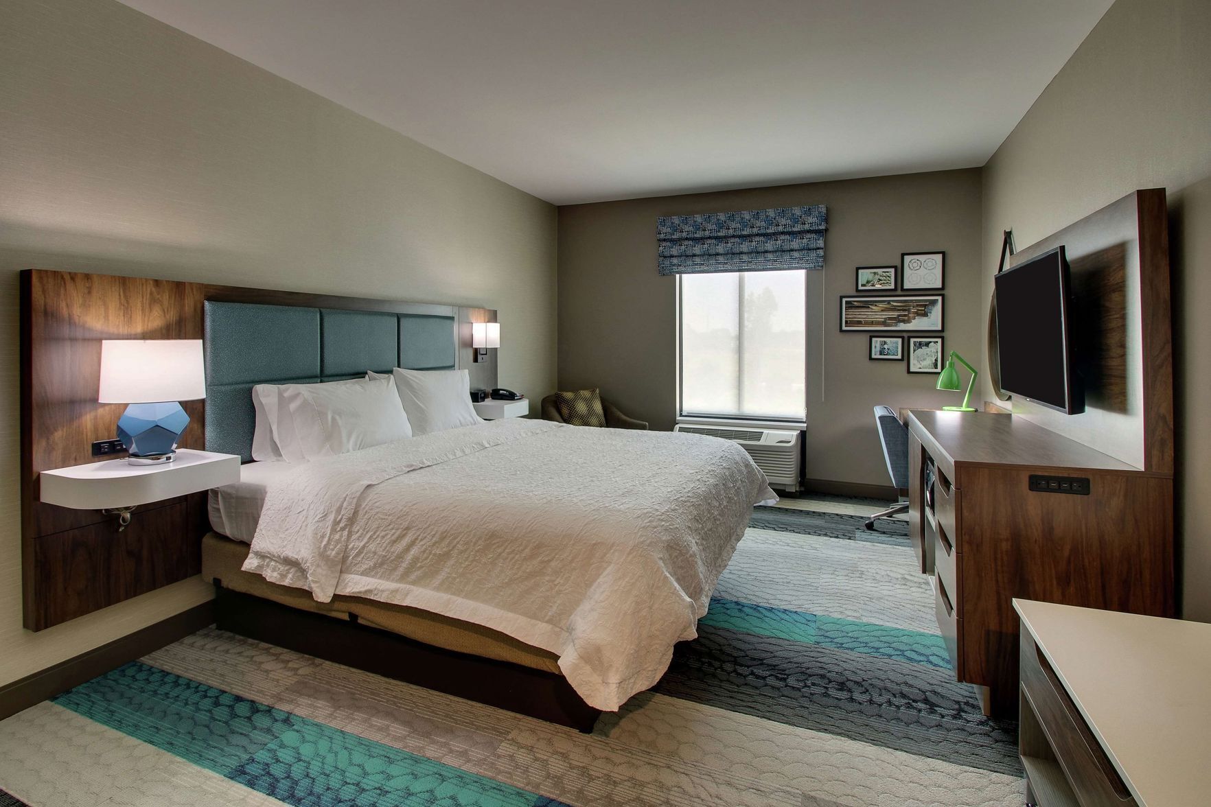 In-room safe, blackout curtains, iron/ironing board, free WiFi