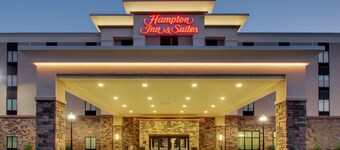 Hampton Inn & Suites Southport