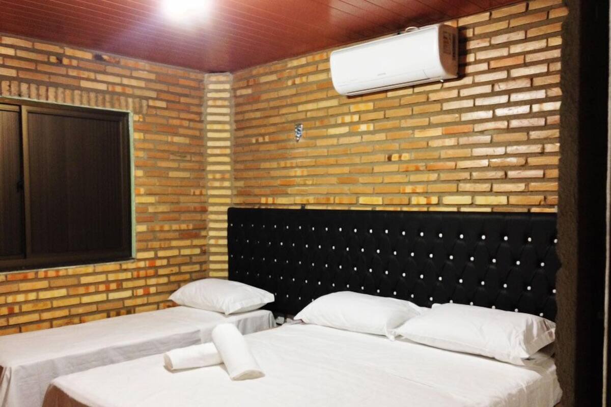 高档床上用品、特色家居、免费 WiFi、床单