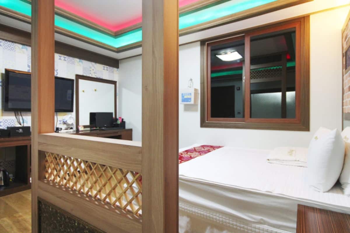 deluxe room | free wifi