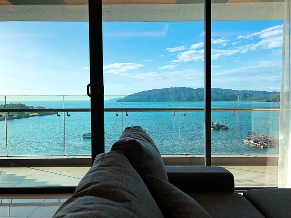 Luxury Condo, 3 Bedrooms, Non Smoking | Beach/ocean view - Pelagos Oceanus (Kota Kinabalu)