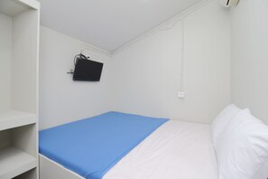 Habitación doble, 1 cama matrimonial | Wifi gratis 