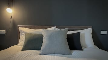 Gallery Double Room, 1 Double Bed, Non Smoking, Balcony | Down comforters, blackout drapes, free WiFi, bed sheets