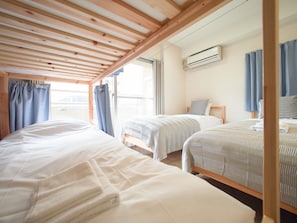 Blackout curtains, free WiFi, bed sheets