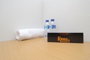 Double Room, Non Smoking | Room amenity - Kamar Keluarga Tanjung Duren II (Jakarta)