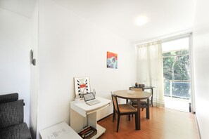 Dining - ❤Oasis in Gávea | ideal for couples, PUC, South Zone (Gávea)
