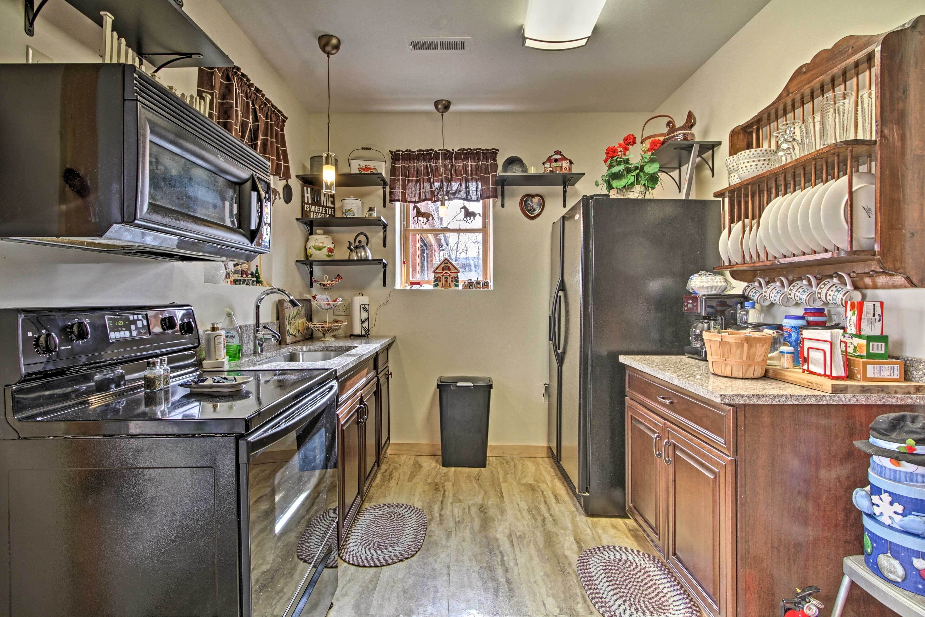 Fridge, microwave, stovetop, coffee/tea maker