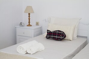2 chambres, fer et planche Ă repasser, Wi-Fi, draps fournis