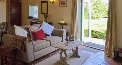 1 bedroom accommodation in Shatterling, near Canterbury